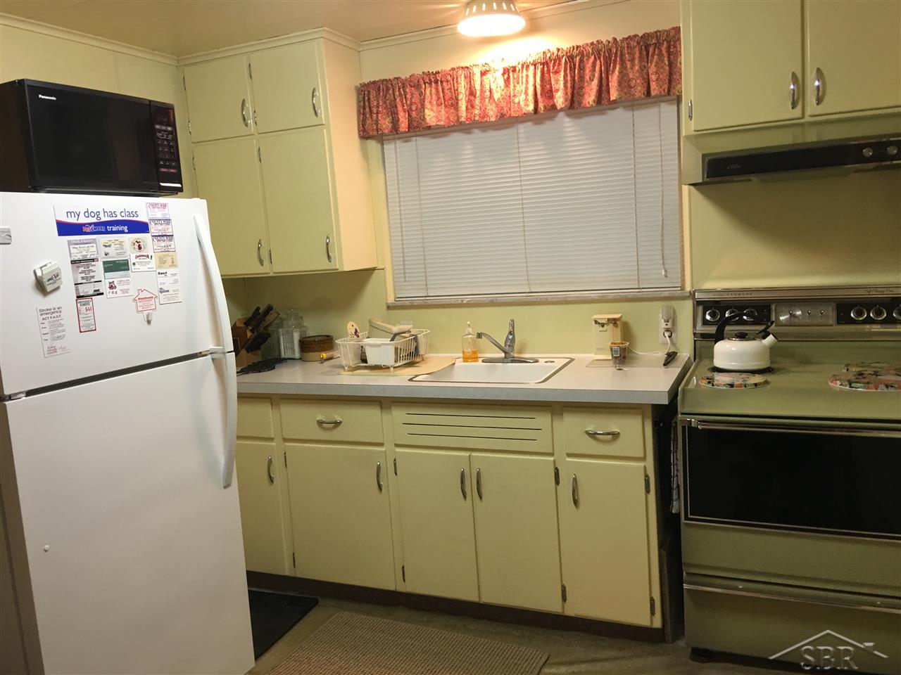 126 Riverside Drive Beaverton, MI 48612 - Photo 8 of 16 31314815-7.JPG