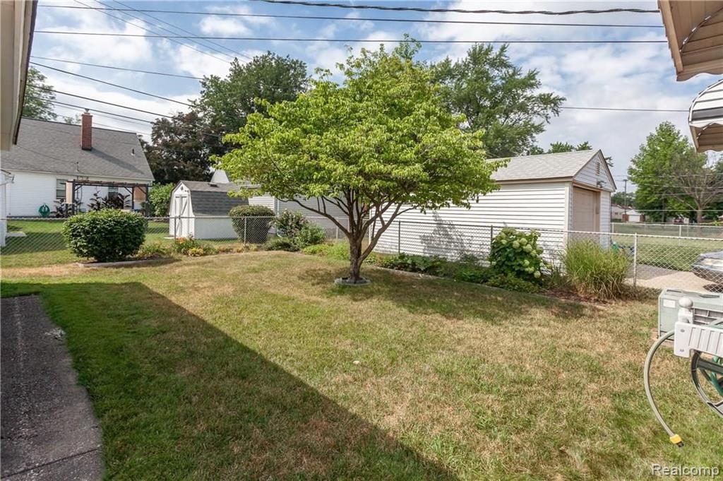 3514 Walnut Street Dearborn, MI 48124 - Photo 7 of 29