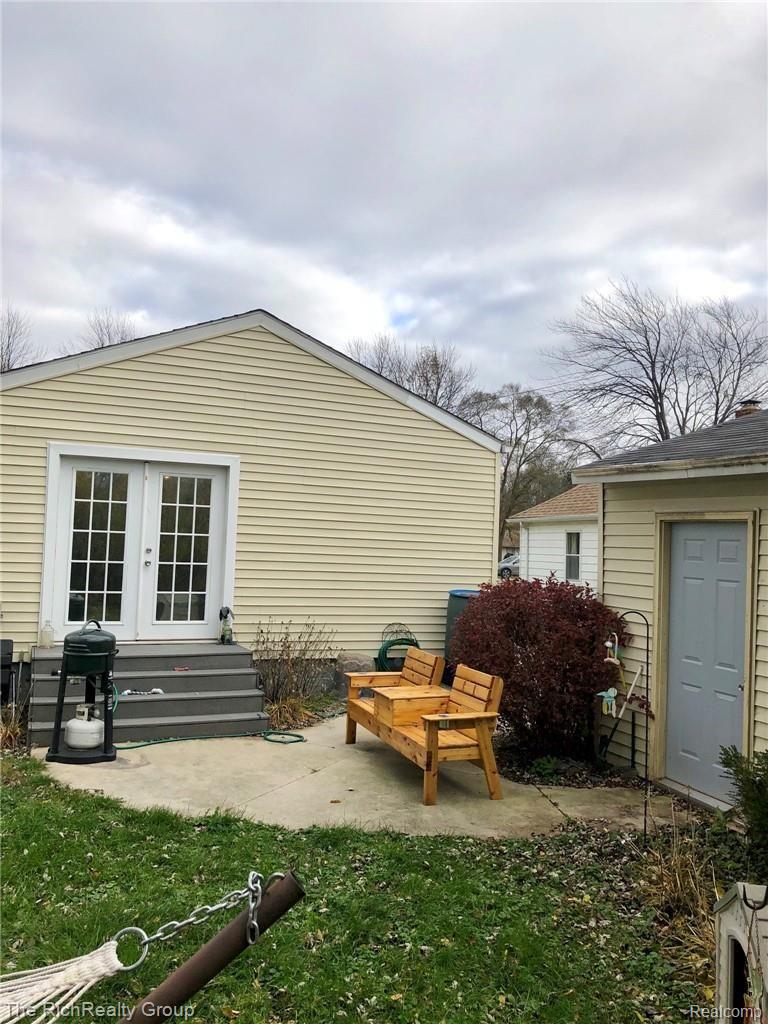 5610 Denton Road Canton, MI 48188 - Photo 28 of 30 19EB3C24-9FEE-4289-A985-2BE1DB5E61D2.jpeg
