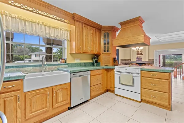 $2,800 | 36740 Shore Drive, Dade City, FL 33525