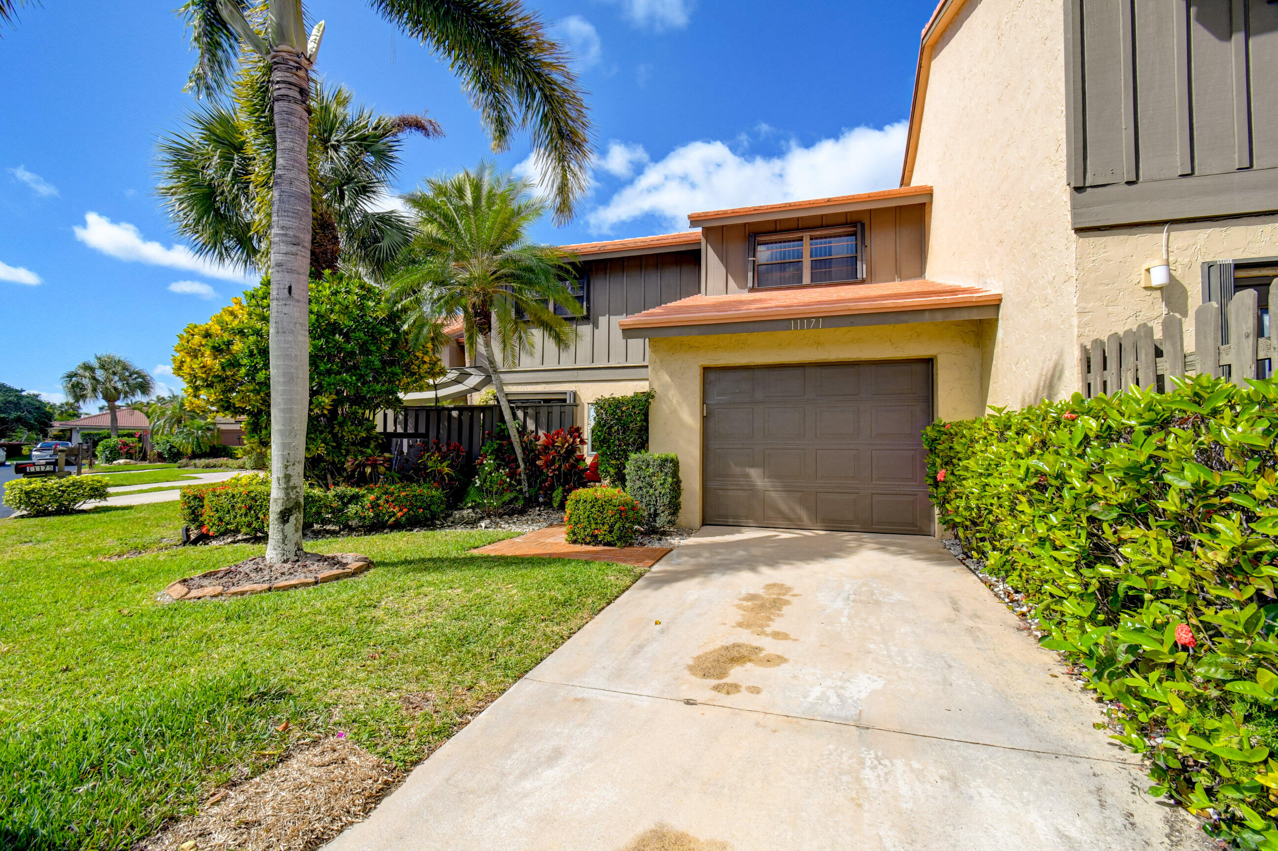 11171 Oakdale Road Boynton Beach, FL 33437 - Photo 2 of 57 21_dsc_2321_2_3_4_5