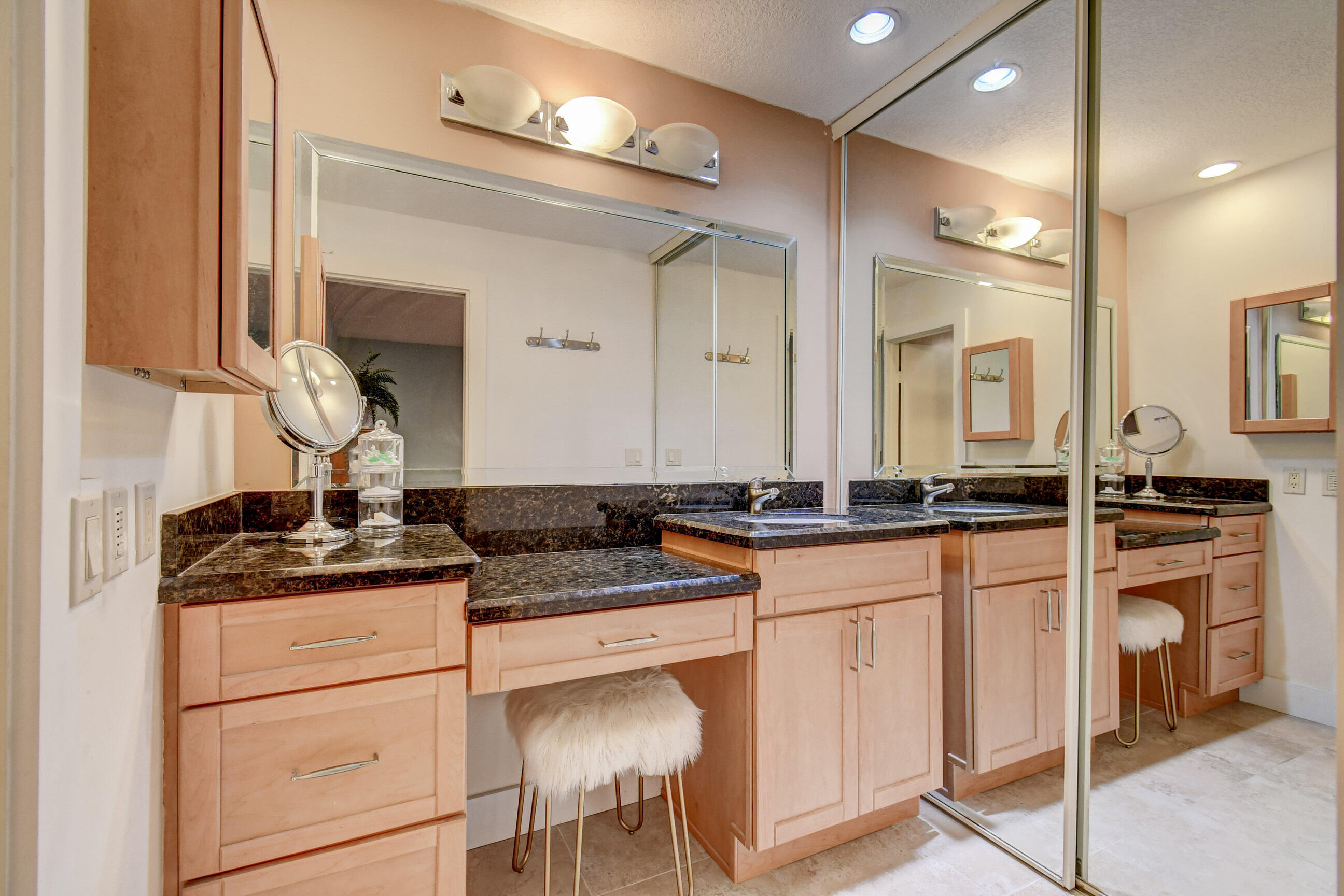 11171 Oakdale Road Boynton Beach, FL 33437 - Photo 28 of 57 Primary bath