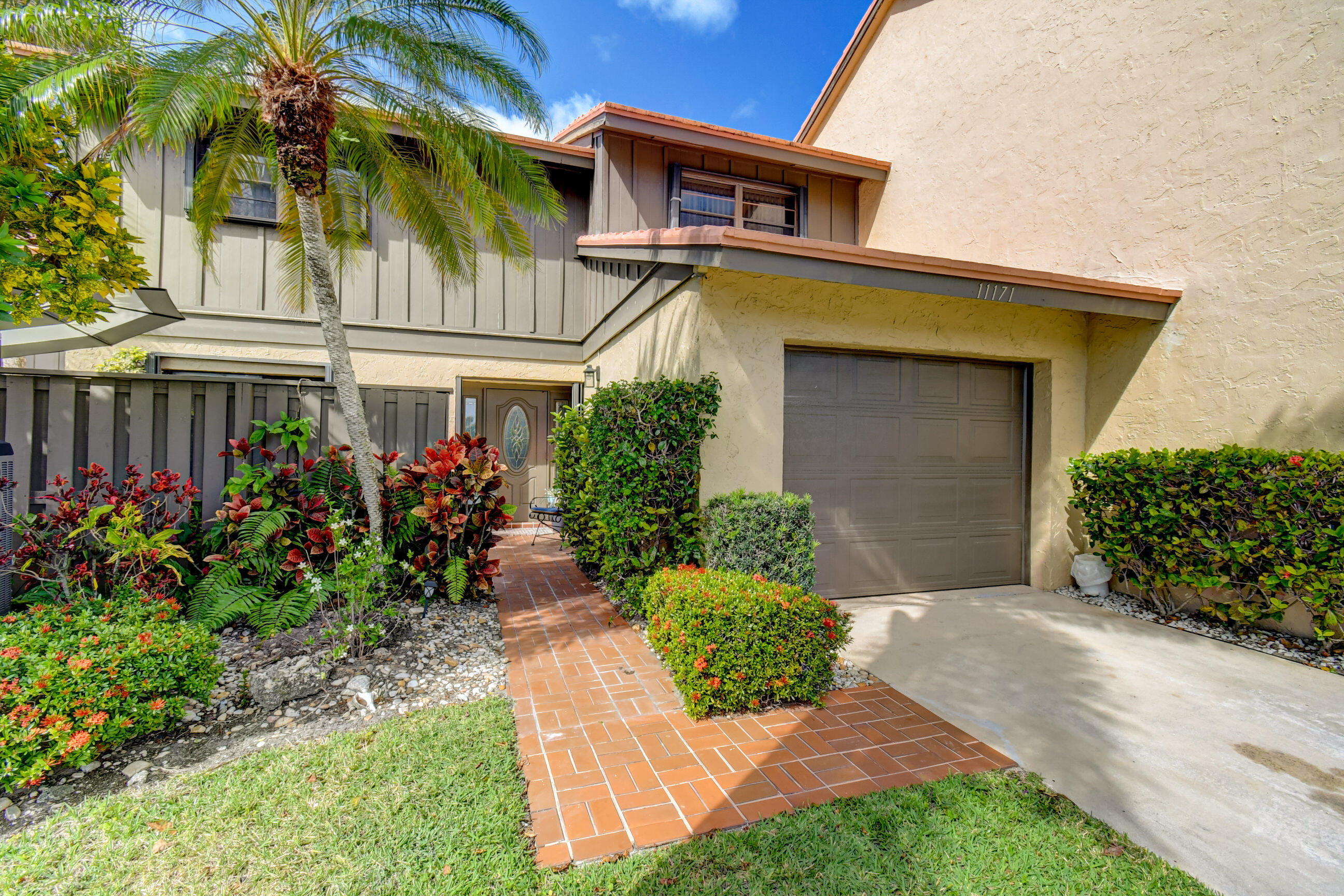 11171 Oakdale Road Boynton Beach, FL 33437 - Photo 3 of 57 22_dsc_2311_2_3_4_5
