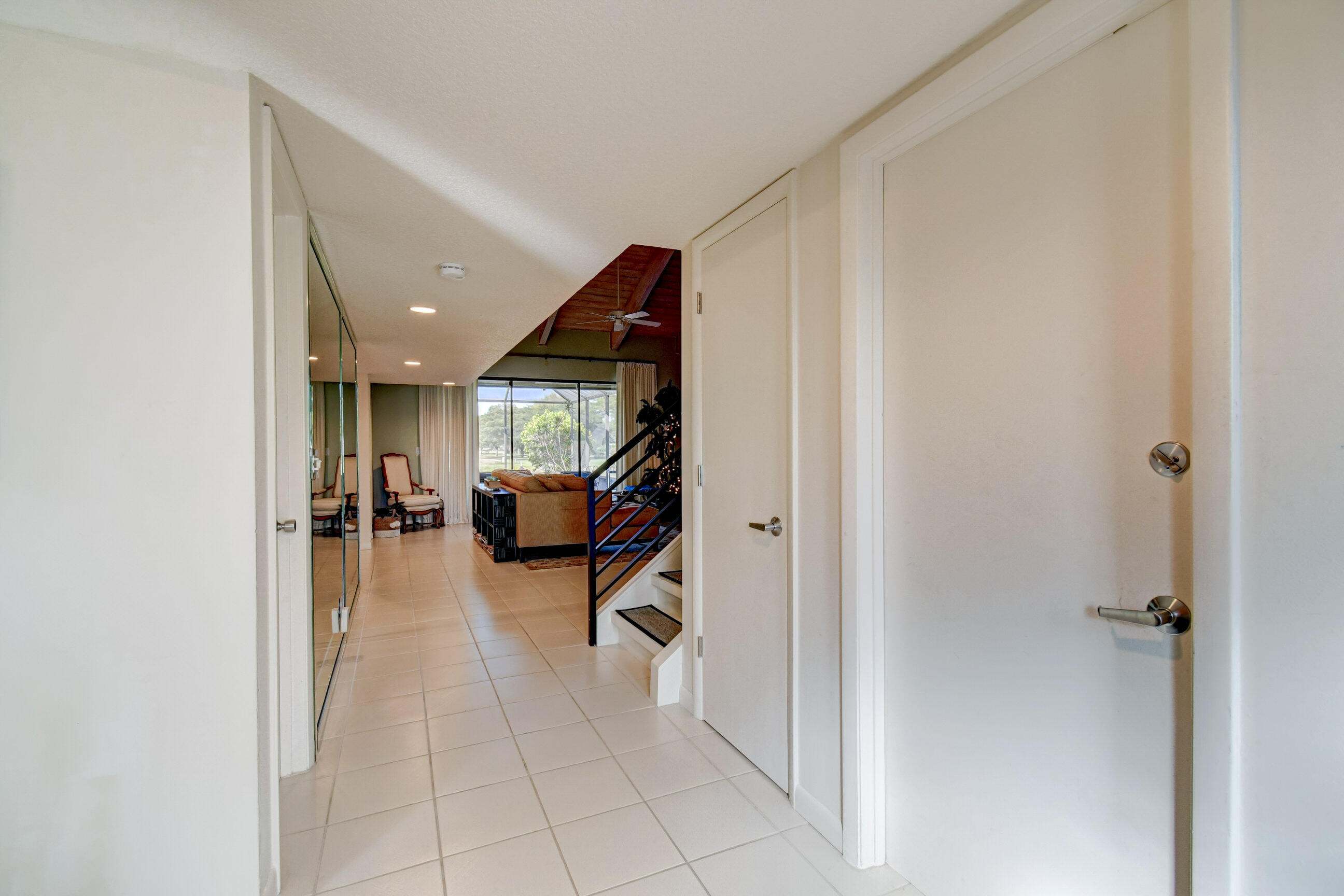 11171 Oakdale Road Boynton Beach, FL 33437 - Photo 8 of 57 Foyer