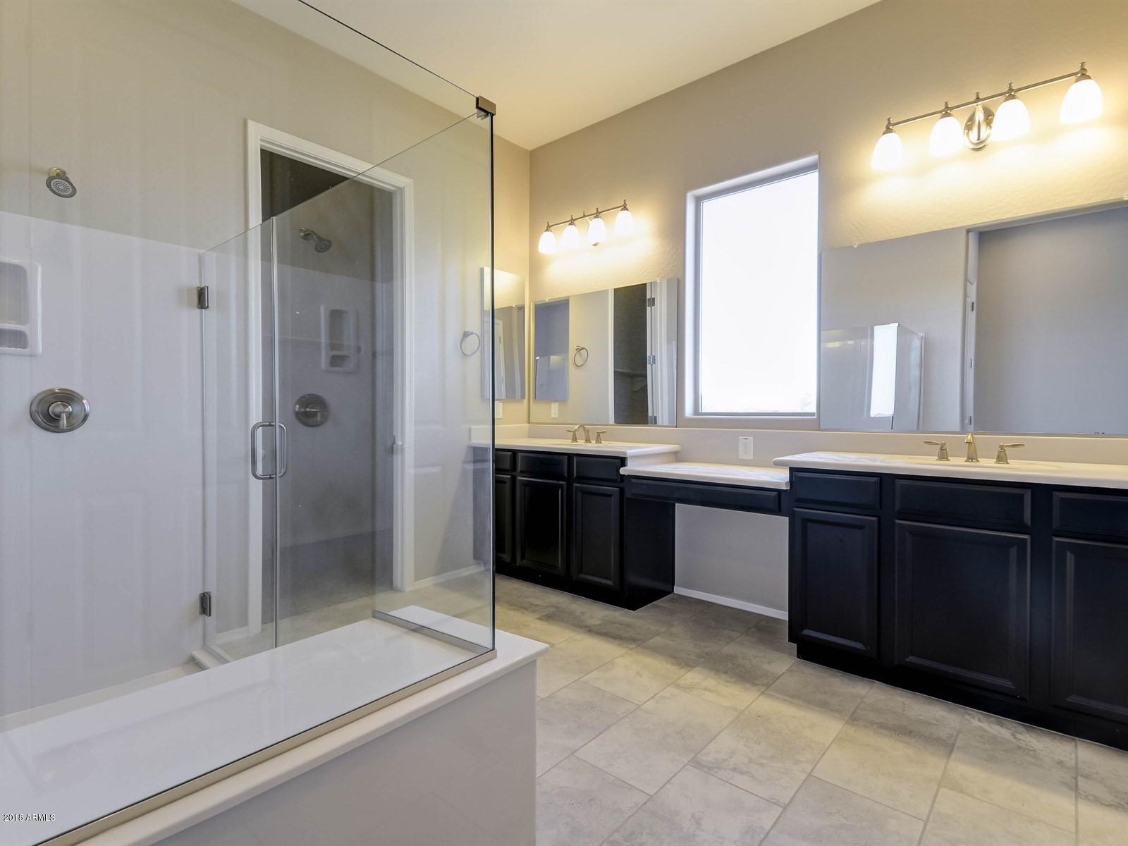 41644 West Springtime Road Maricopa, AZ 85138 - Photo 10 of 13 010_Master Bathroom