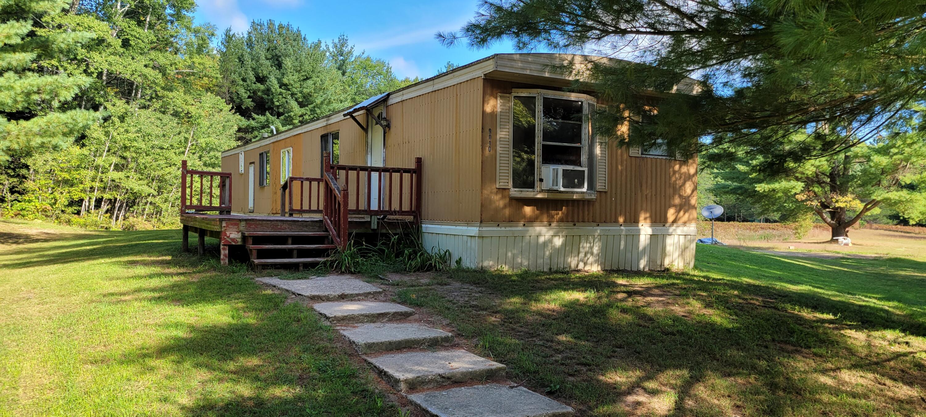 9010 East Manales Road Branch, MI 49402 - Photo 5 of 52 20220919_104004