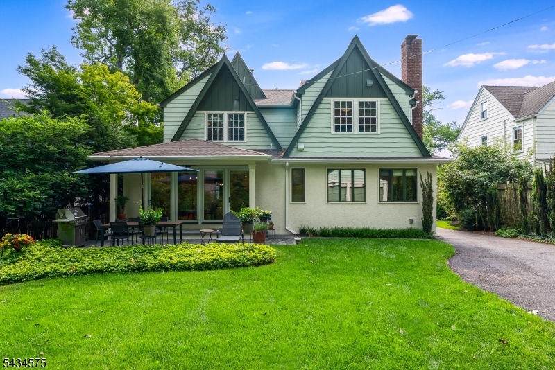 35 Woodland Road Short Hills, NJ 07078 - Photo 43 of 50