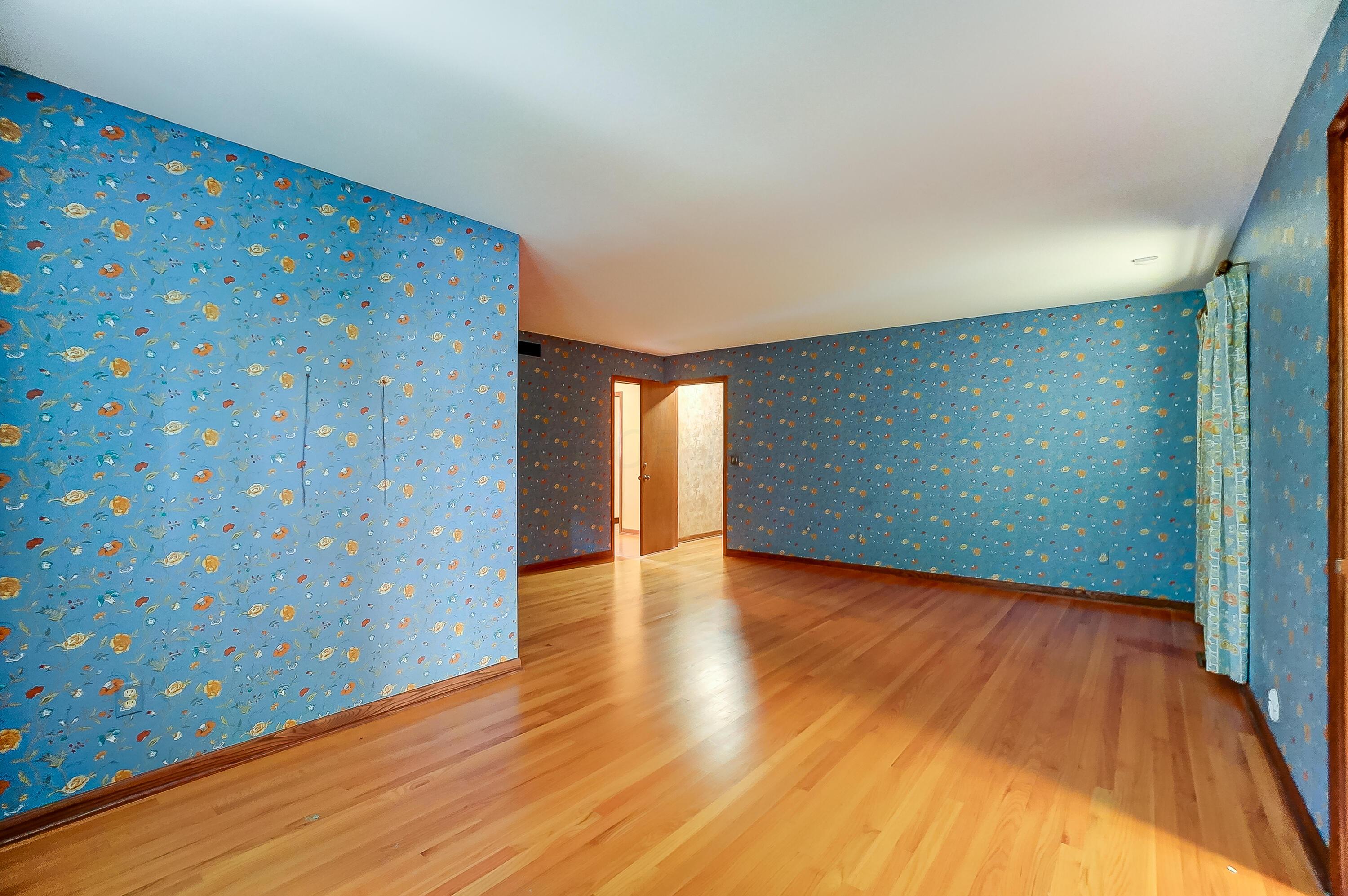 1560 Carriage Road Powell, OH 43065 - Photo 21 of 64 Master Bedroom