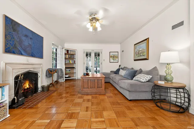 $384,999 | 1123 East Eckman Street, South Bend, IN 46614