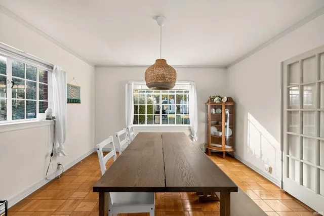 $384,999 | 1123 East Eckman Street, South Bend, IN 46614