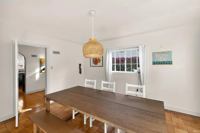 $384,999 | 1123 East Eckman Street, South Bend, IN 46614