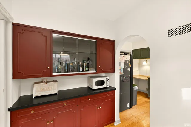 $384,999 | 1123 East Eckman Street, South Bend, IN 46614