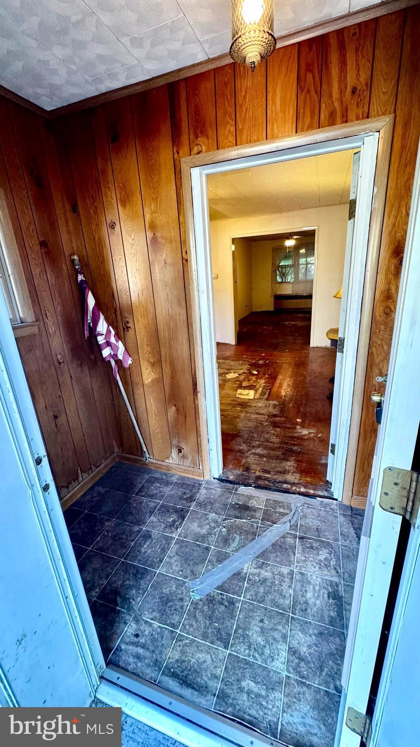 1 Potomac Street Crisfield, MD 21817 - Photo 2 of 15