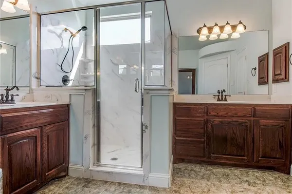 $2,700 | 2710 Cartwright Street, Irving, TX 75062