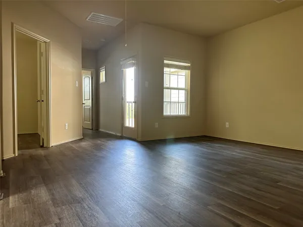 $2,000 | 18319 Amalfi Coast Drive, Cypress, TX 77433