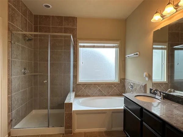 $2,000 | 18319 Amalfi Coast Drive, Cypress, TX 77433