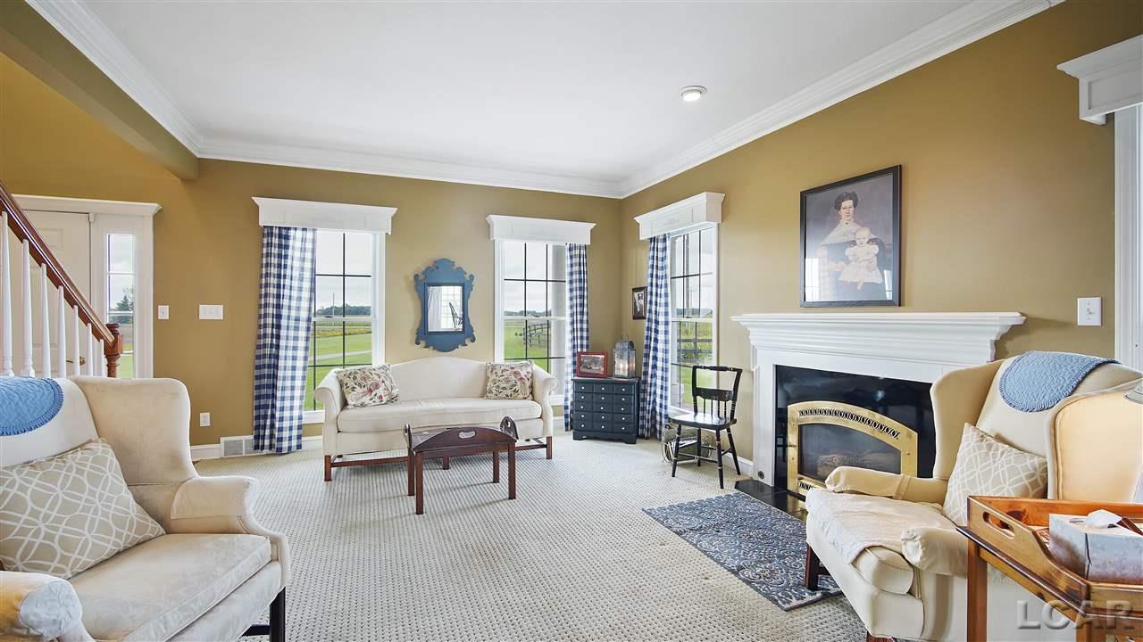 9406 Burt Road Pittsford, MI 49271 - Photo 8 of 39 50023479-7.JPG