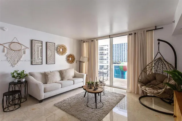 $4,500 | 1830 South Ocean Drive, Unit 1712, Hallandale Beach, FL 33009
