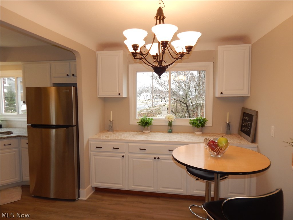 6170 Stanbury Road Parma, OH 44129 - Photo 17 of 27