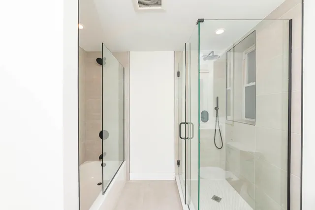 $2,600 | 2825 North Rockwell Street, Unit G, Chicago, IL 60618