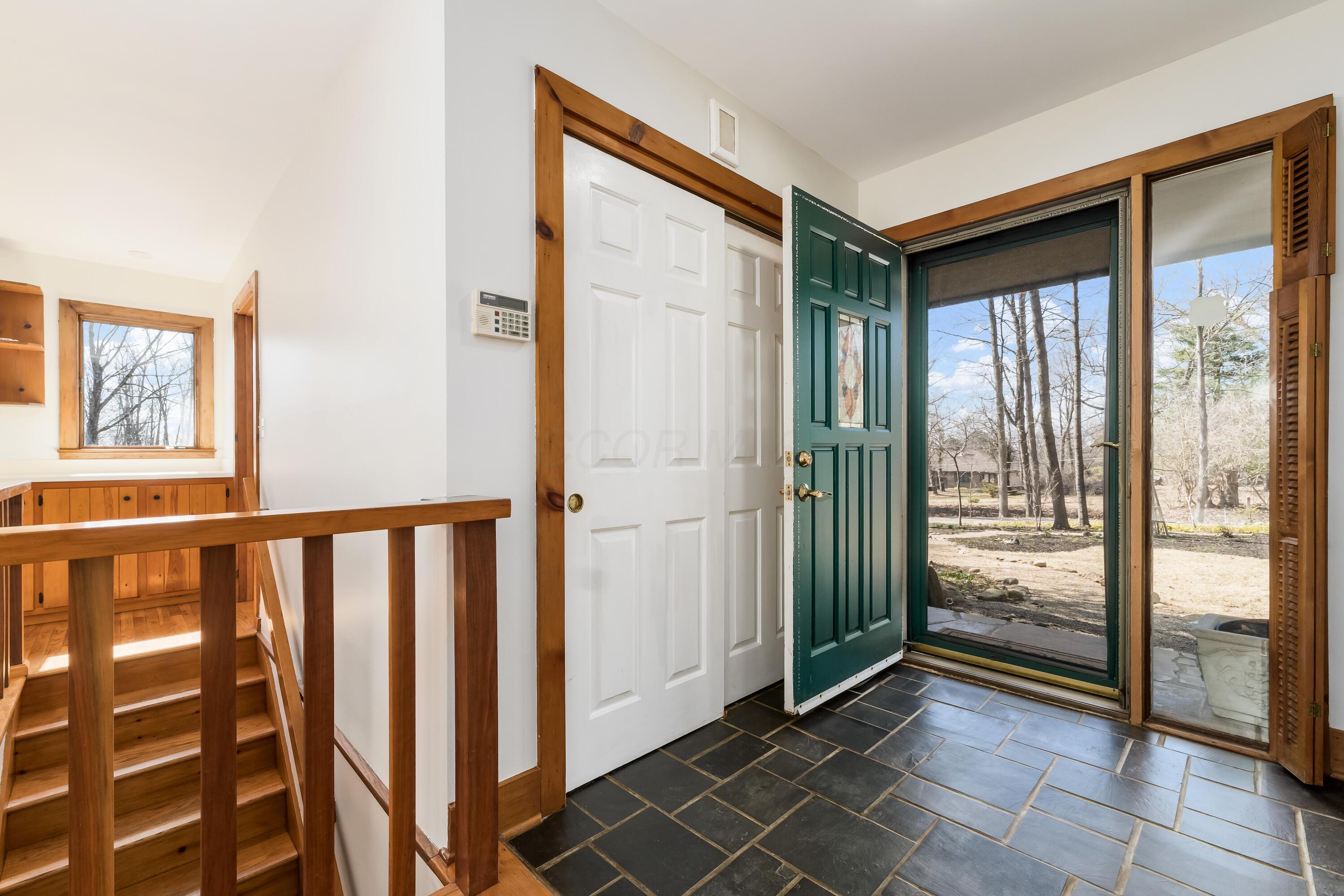 4151 Alward Road Southwest Pataskala, OH 43062 - Photo 13 of 70 008_SW Pataskala OH 43062 USA