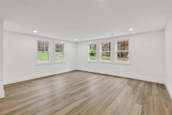 $929,000 | 322 River Andover Ma, Wilmington, MA 01887