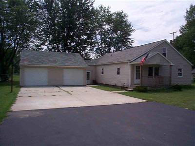 5035 West Carpenter Road Flint, MI 48504 - Photo 1 of 1 20224752.JPG