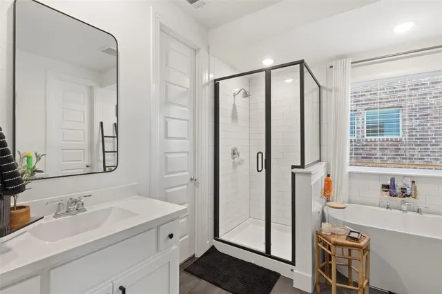 $3,150 | 12301 Penson Street, Fort Worth, TX 76052