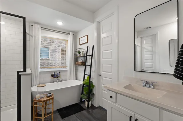 $3,150 | 12301 Penson Street, Fort Worth, TX 76052