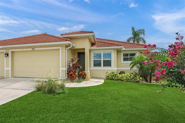 $354,900 | 821 Sorrento Place, Nokomis, FL 34275