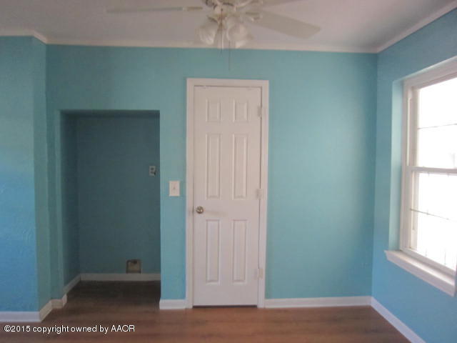 5202 Royce Drive Amarillo, TX 79110 - Photo 12 of 18 dining rm