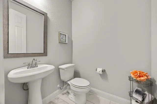 $735,000 | 270 Baldovino Skyway, Lakeway, TX 78738