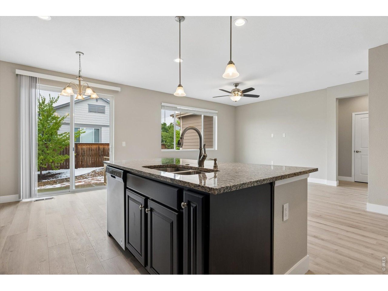 503 Country Road Berthoud, CO 80513 - Photo 4 of 20