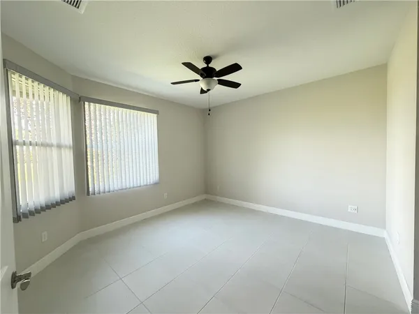 $2,550 | 6148 Bella Rosa Lane, Vero Beach, FL 32966