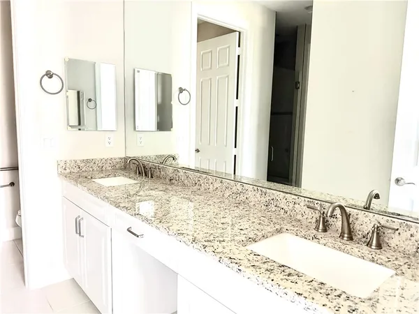 $2,550 | 6148 Bella Rosa Lane, Vero Beach, FL 32966