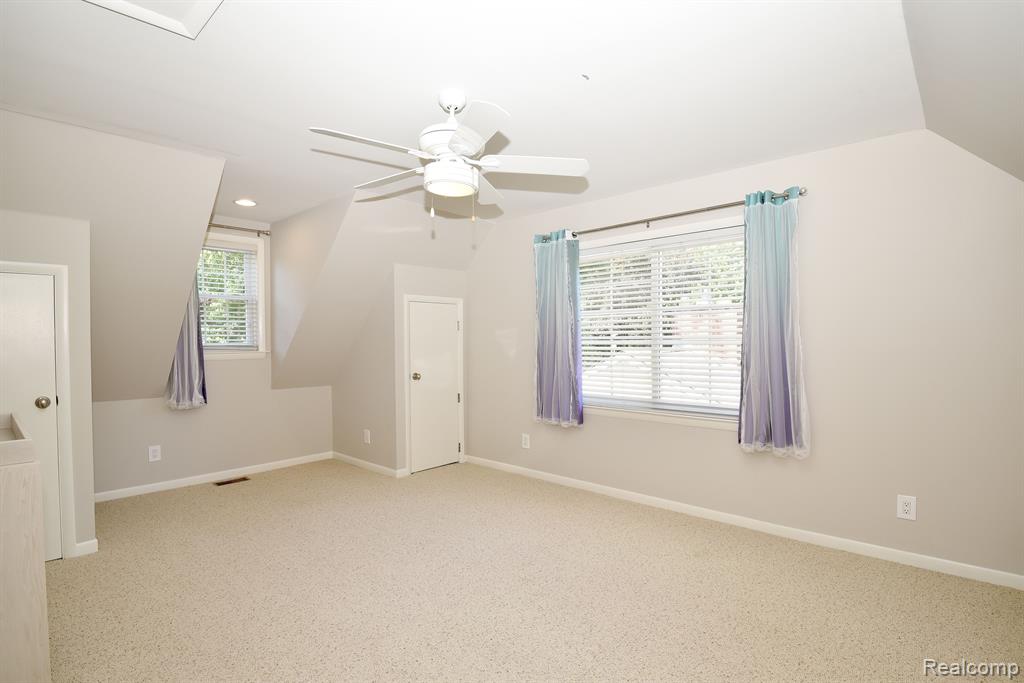 4196 Wakefield Road Berkley, MI 48072 - Photo 20 of 39