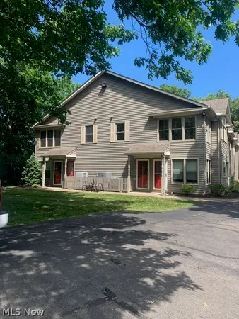$184,900 | 4050 Woodland Drive, Unit 4, Vermilion, OH 44089