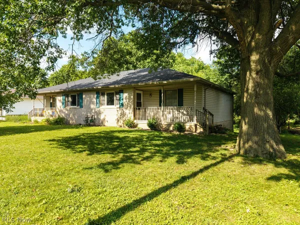 $287,500 | 36 Monique Circle, Unit 38, Marshallville, OH 44645