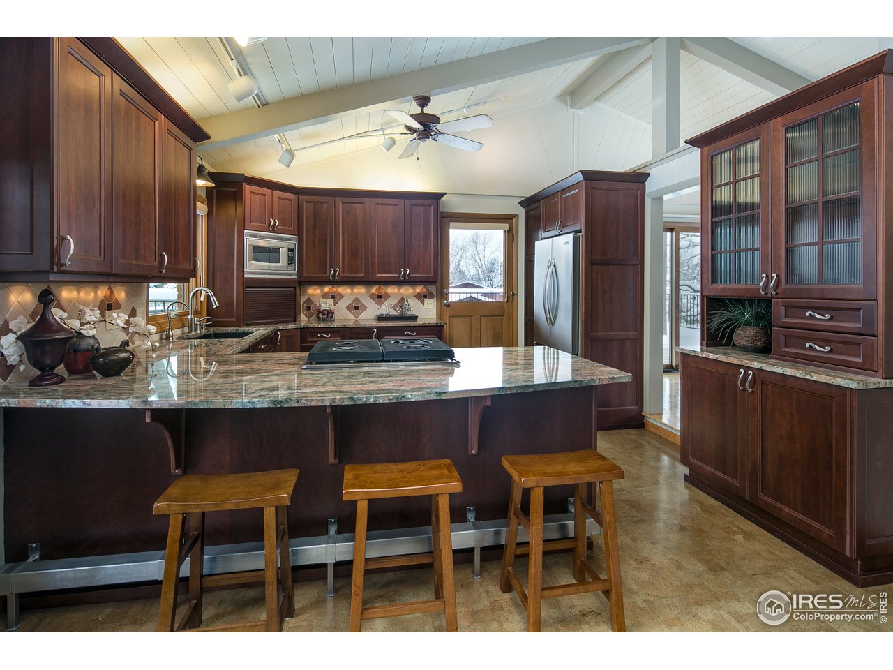 7736 O Connor Road Boulder, CO 80303 - Photo 6 of 33 Beautiful kitchen