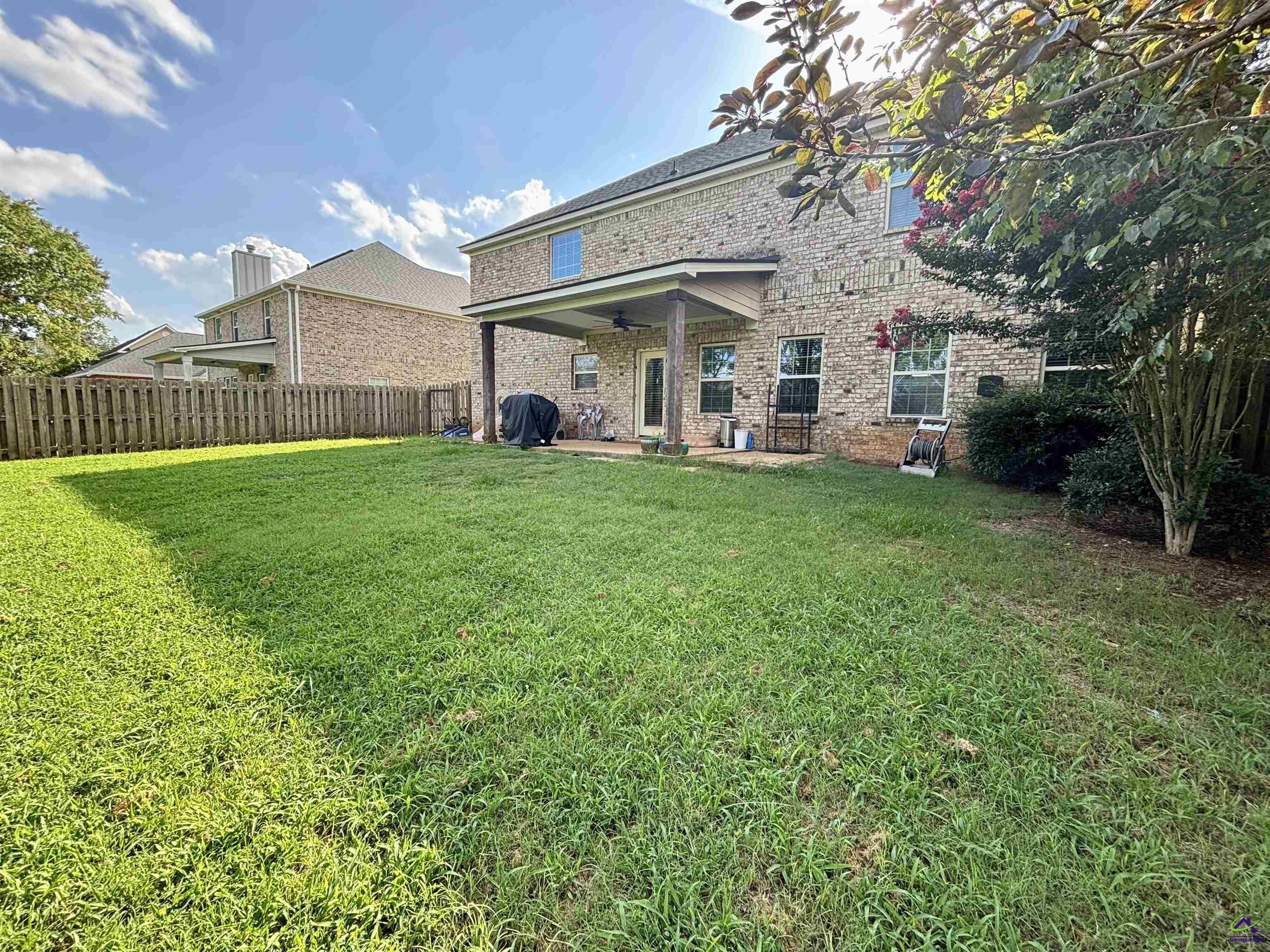 600 Post Oak Way Warner Robins, GA 31088 - Photo 50 of 50 a view of a yard in front of a house