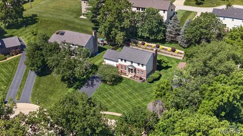 $525,000 | 315 Claymont Cove, Ballwin, MO 63011