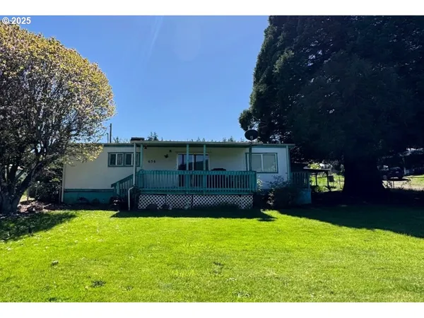 $140,000 | 656 Applegate Avenue, Yoncalla, OR 97499
