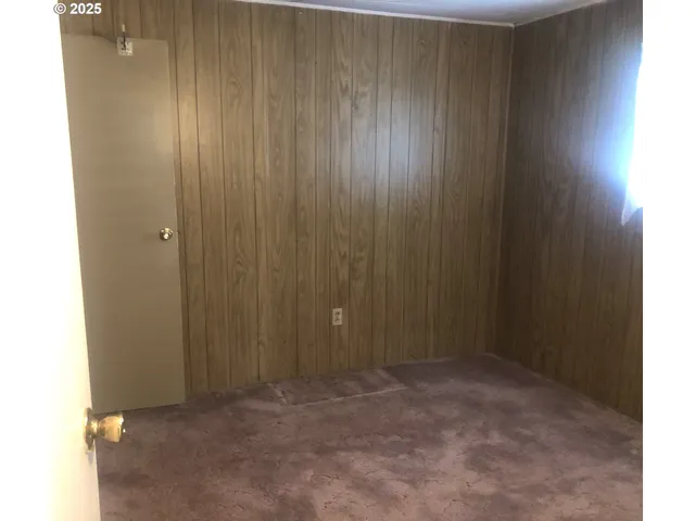 $149,000 | 656 Applegate Avenue, Yoncalla, OR 97499