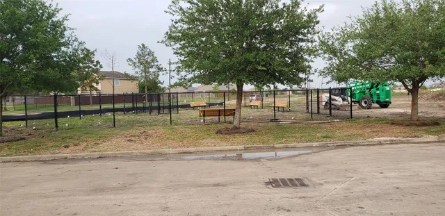 $260,000 | 8006 Alcott Forest Lane, Rosharon, TX 77583