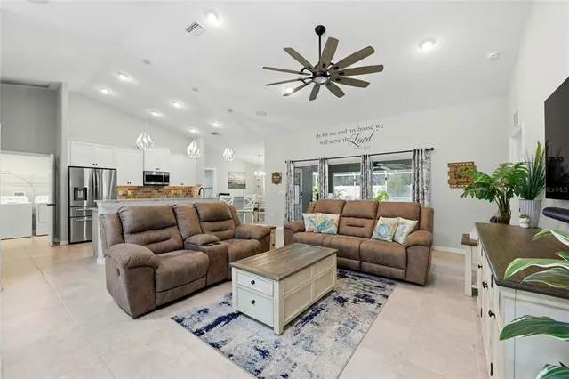 $525,000 | 15 Zonal Geranium Court, Palm Coast, FL 32164