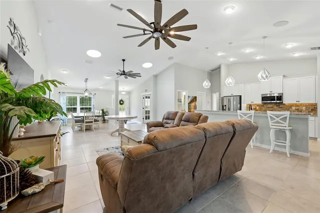 $525,000 | 15 Zonal Geranium Court, Palm Coast, FL 32164