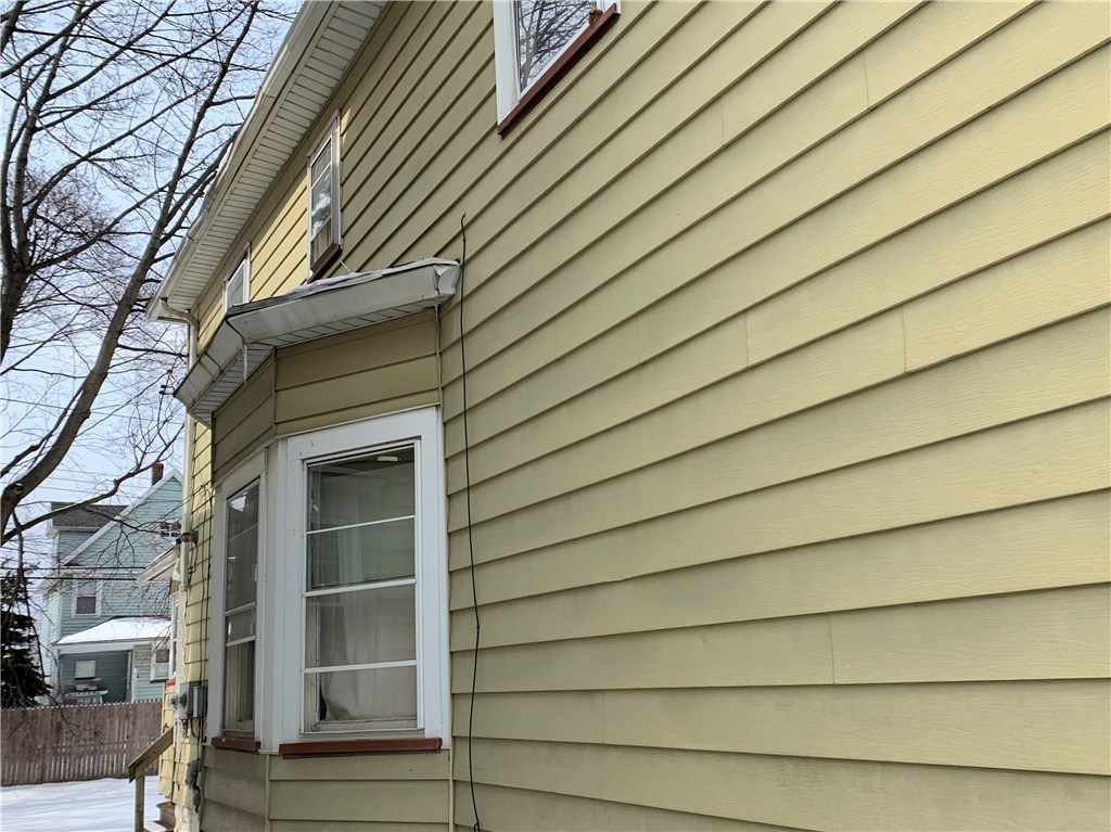 83 Copeland Street Rochester, NY 14609 - Photo 4 of 32