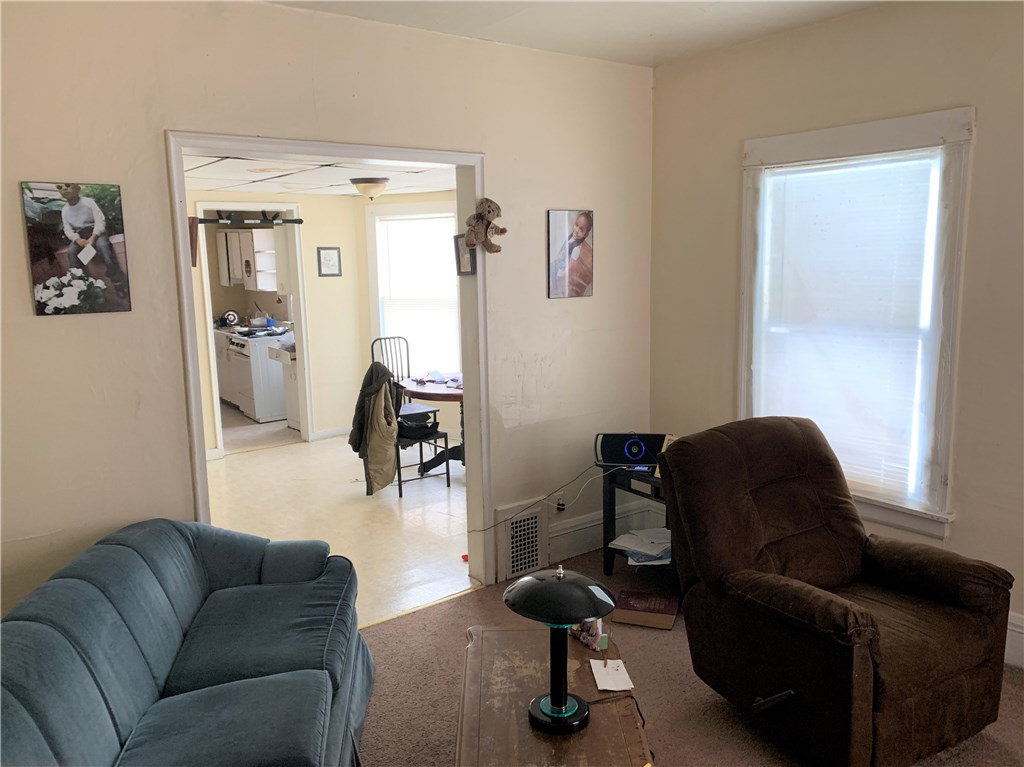 83 Copeland Street Rochester, NY 14609 - Photo 7 of 32