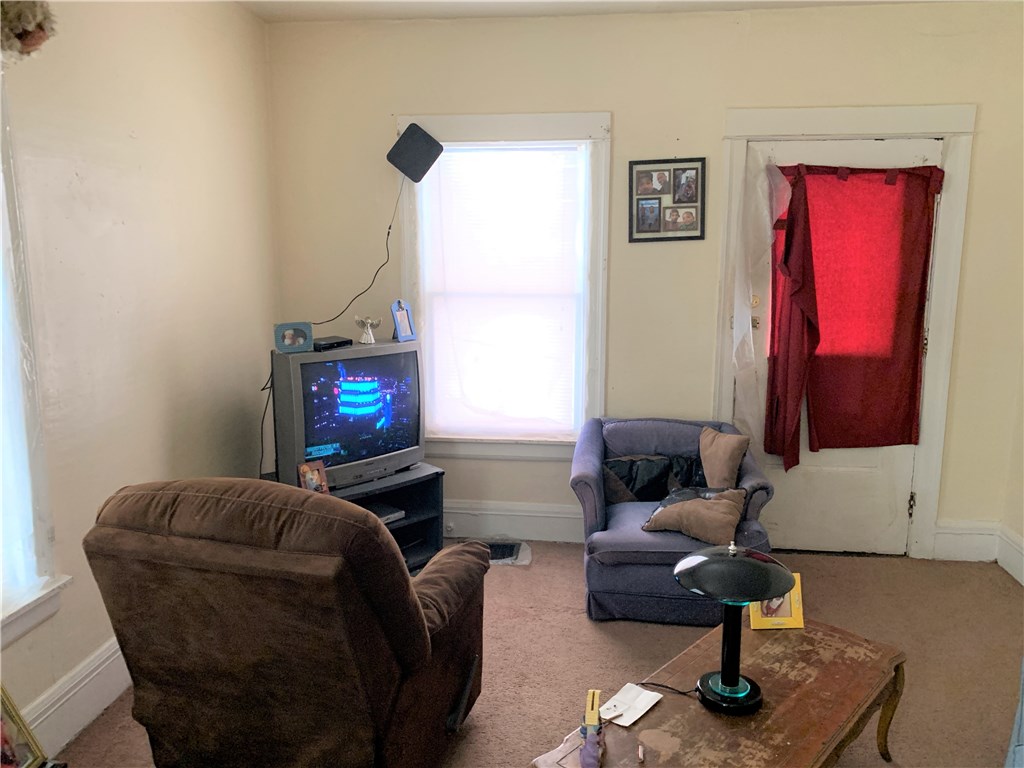 83 Copeland Street Rochester, NY 14609 - Photo 9 of 32