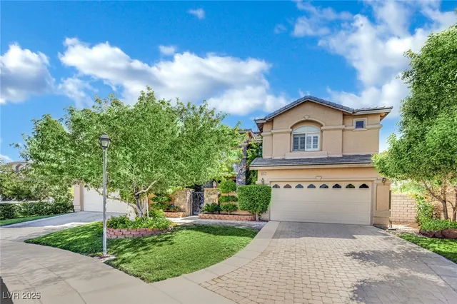 $1,400,000 | 8817 Tierra Hope Court, Las Vegas, NV 89143
